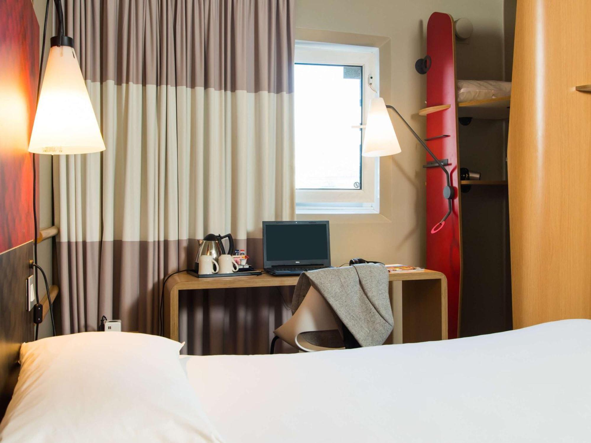Ibis Sheffield City Exterior foto